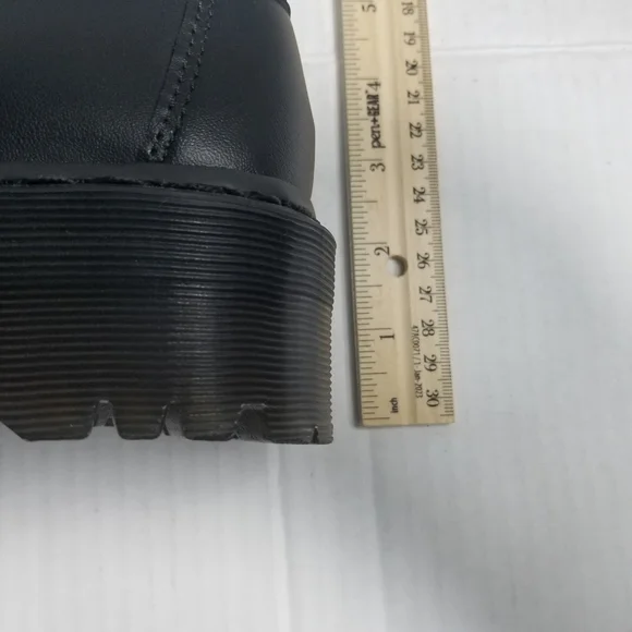 NWT DR MARTENS WOMEN'S ADRIAN QUAD MONO BLACK SIZE 6 - Picture 11 of 16